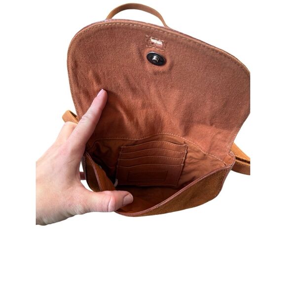 Free People Faye Saddle Belt Bag Leather Half-moon Minimalistic Design Brown - Picture 12 of 15